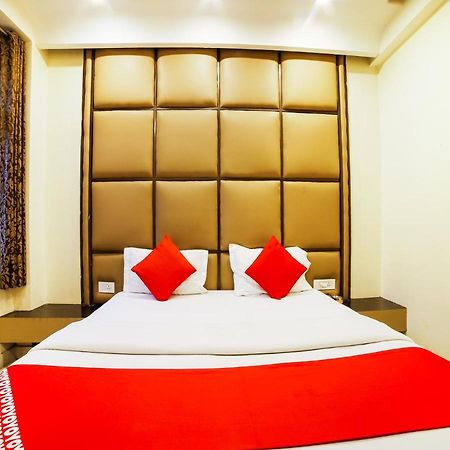 Oyo 78699 Hotel Klick International Nuova Delhi Esterno foto