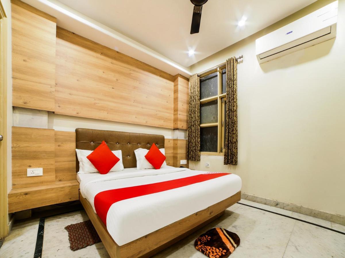 Oyo 78699 Hotel Klick International Nuova Delhi Esterno foto